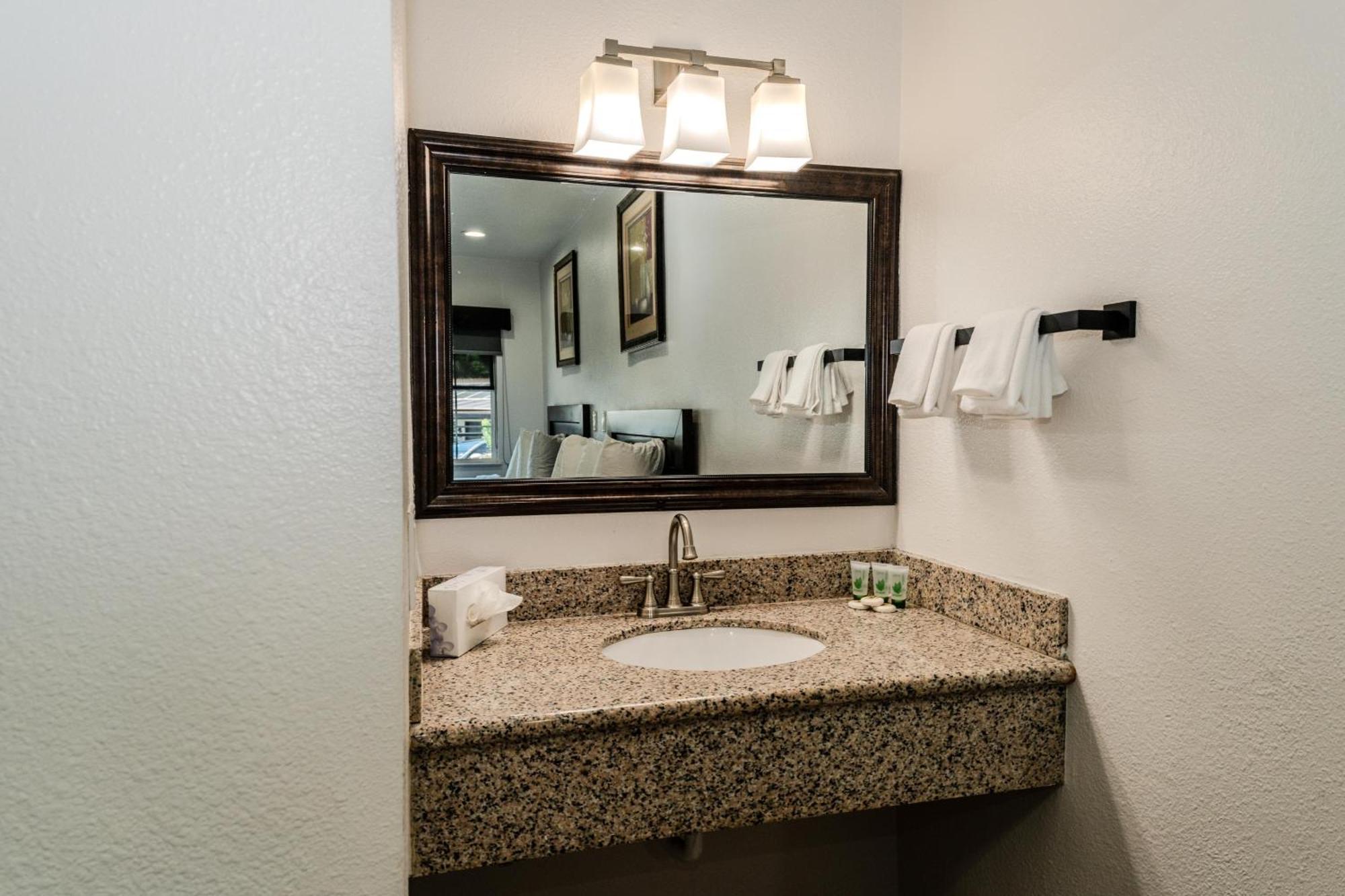 Monterey Surf Inn Eksteriør bilde